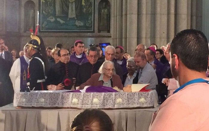 Corpo de Dom Paulo é sepultado na Sé (Crédito: G1)
