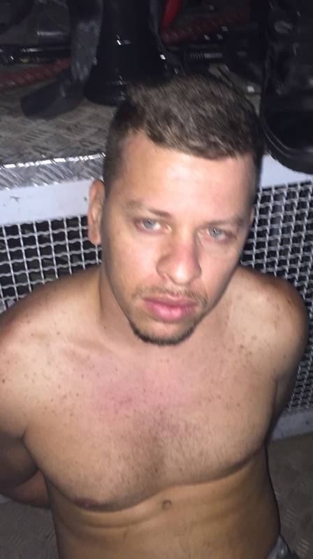 Polícia estoura luxuosa casa de traficante em favela do Rio