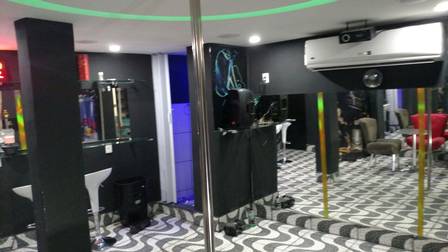 Polícia estoura luxuosa casa de traficante em favela do Rio