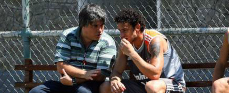 Ex-médico do Fluminense duvida das condições de Conca