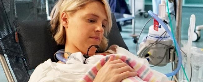 Gêmeos nascem com um mês de diferença na Austrália; entenda