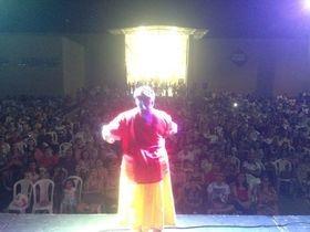 Caravana do humor encerra temporada em Picos e reúne multidão