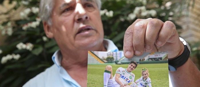 Pai do zagueiro Filipe Machado fez criticas ao presidente Temer (Crédito: O Globo)