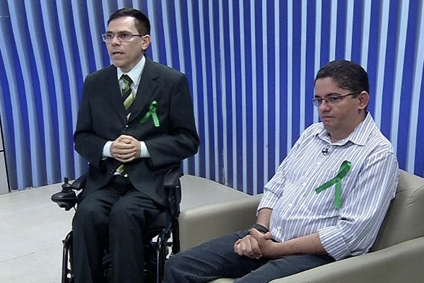 Agora fez homenagem aos jogadores da Chapecoense (Crédito: Reprodução)