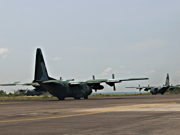 Aeronave C-130 Hércules da Força Aérea Brasileira (Crédito: Suelen Gonçalves/ G1 AM)