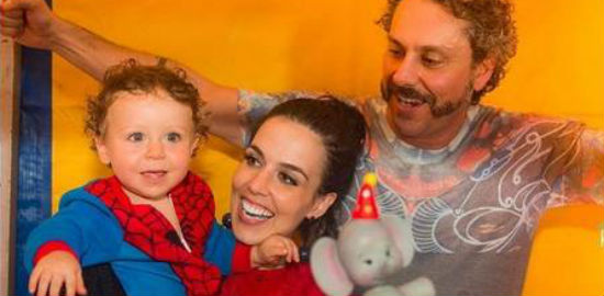 Alexandre Nero faz festão de aniversário para o filho
