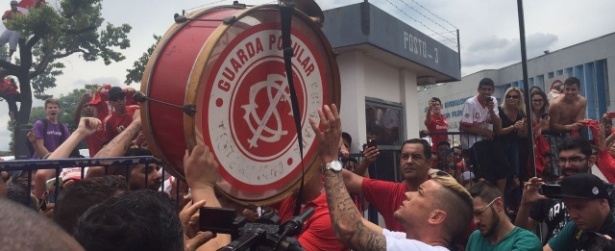 Ídolo do Internacional retorna ao clube após rebaixamento