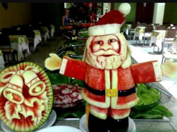 Esculturas para colocar em ceias de Natal (Crédito: Isaac Batista)