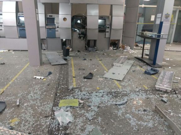 Bando armado explode agência do Banco do Brasil de Luís Correia