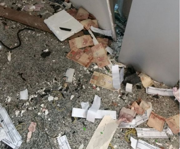 Bando armado explode agência do Banco do Brasil de Luís Correia