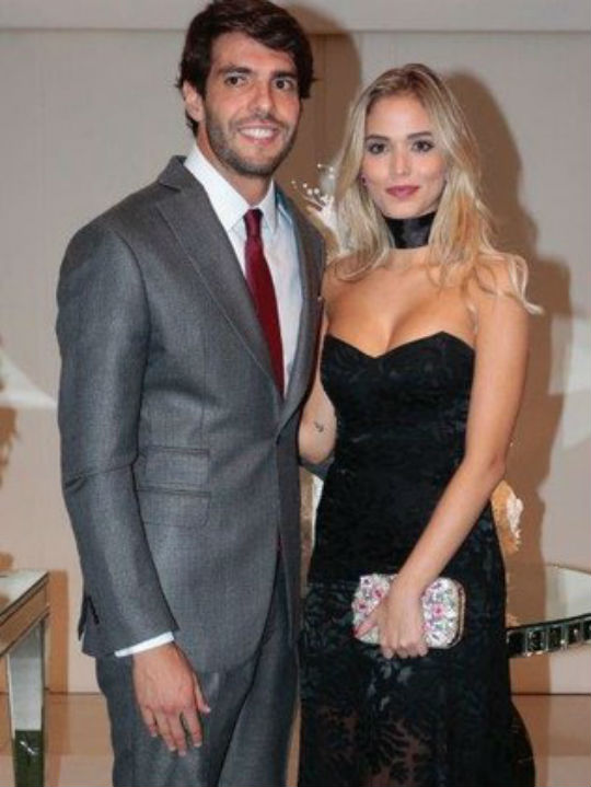 Kaká com Caroline Dias, suposta namorada