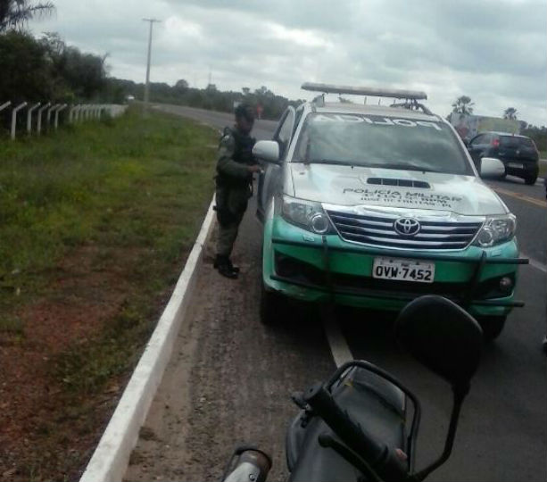 Polícia está em busca dos assaltantes