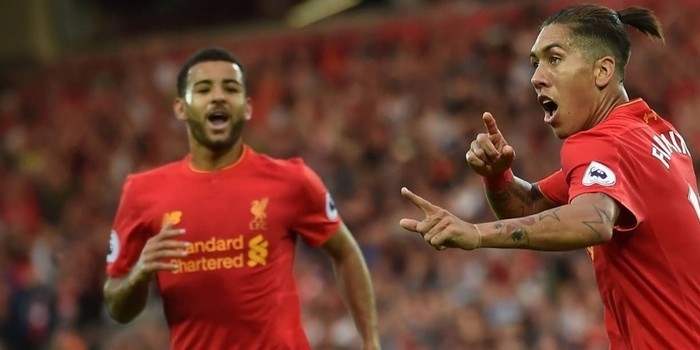 Firmino é detido por dirigir após consumir álcool, segundo jornal
