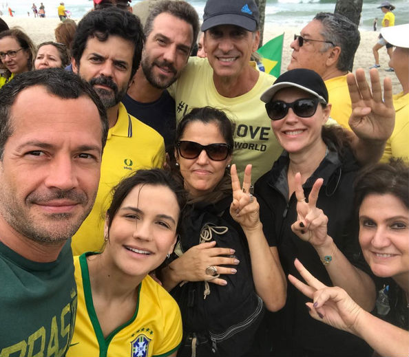 Malvino Salvador com Kyra Gracie, Jorge Pontual, Victor Fasano e Christiane Torloni (Crédito: Reprodução)