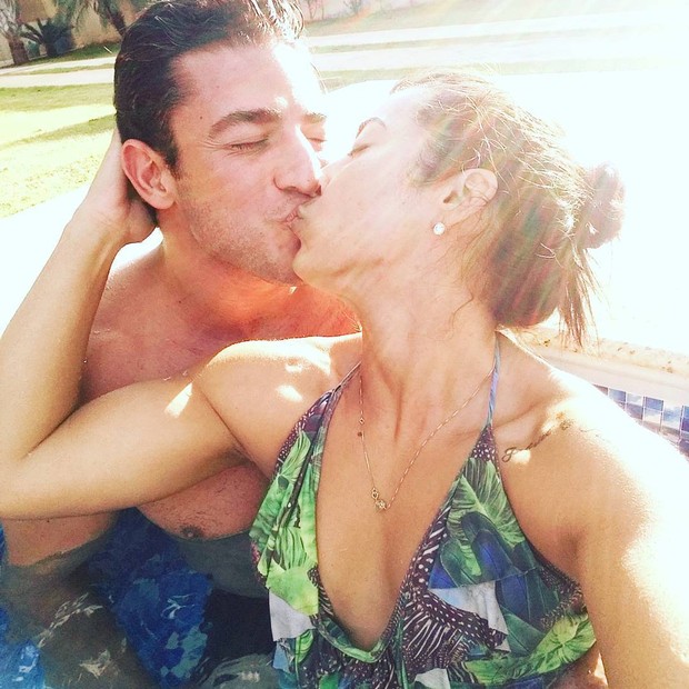 Priscila Pires e o namorado (Crédito: Reprodução/Instagram)