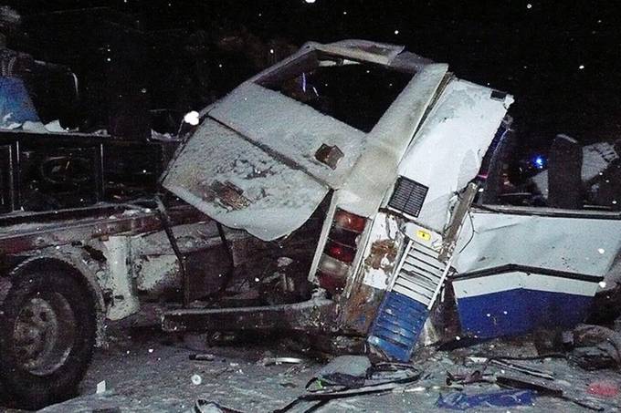 Acidente ocorreu na rodovia entre as cidades de Khanty-Mansiysk e Tumen (Crédito: Reprodução)