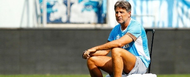 Renato Gaúcho pede concentração total aos gremistas na final amanhã