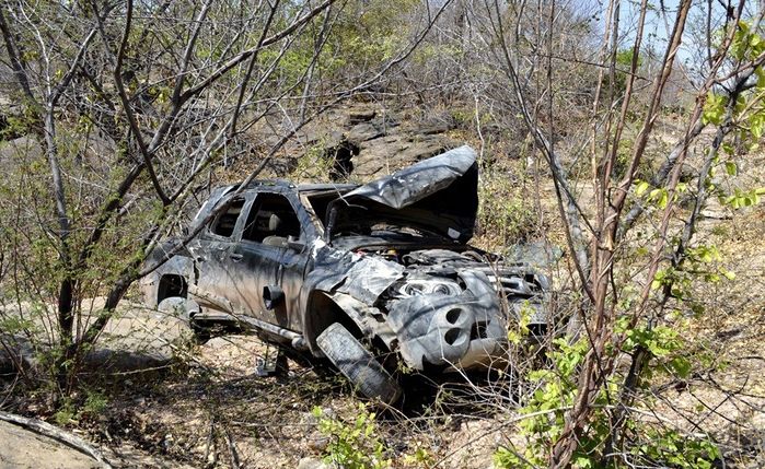 Picape Strada ficou destruída (Crédito: Cidades na Net)