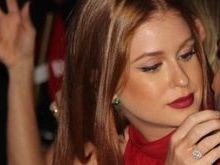 Marina Ruy Barbosa dedica prêmio ao noivo:'Homem da minha vida'