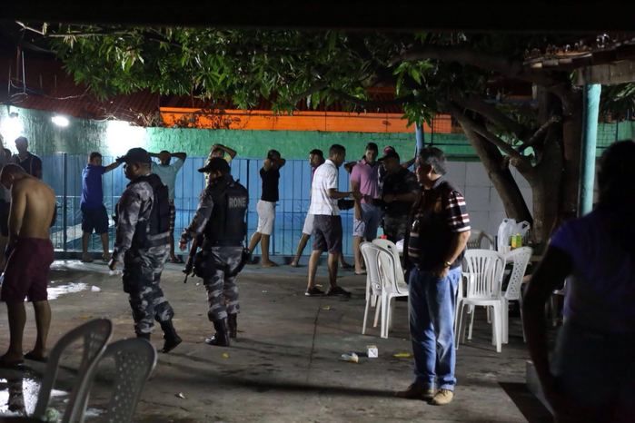 Polícia realiza operação na madrugada (Crédito: Reprodução)
