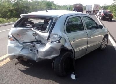 Veículo ficou destruido (Crédito: Reprodução)