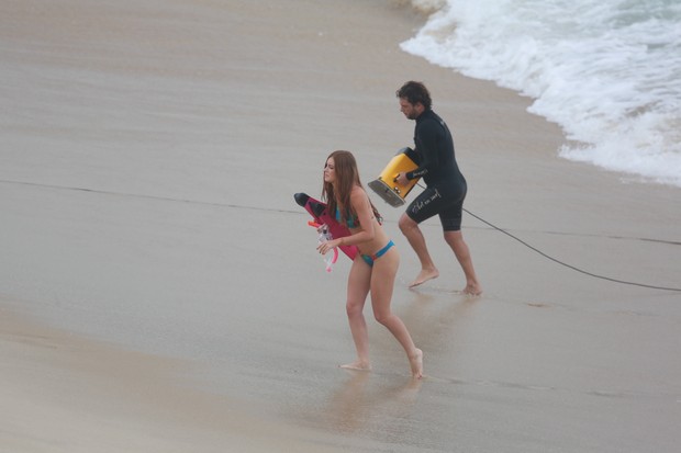 Marina Ruy Barbosa durante gravação (Crédito: Agnews)