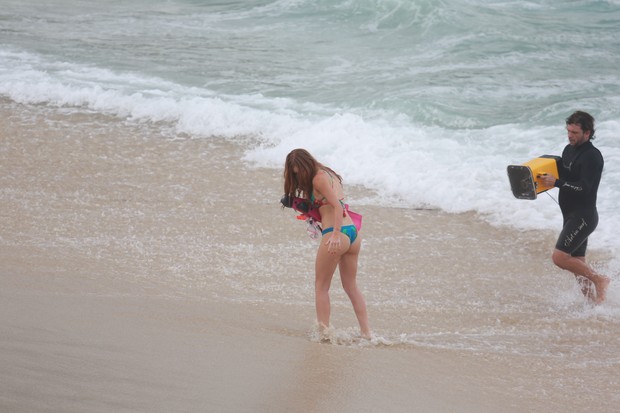 Marina Ruy Barbosa durante gravação (Crédito: Agnews)