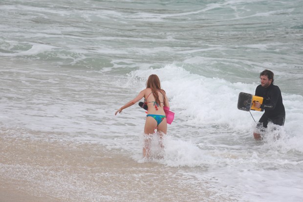 Marina Ruy Barbosa durante gravação (Crédito: Agnews)