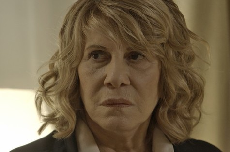 Nora vai descobrir que Gibson é o chefe da facção