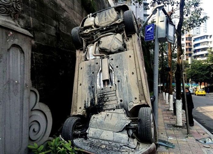 Motorista diz que confundiu marchas (Crédito: Reprodução)
