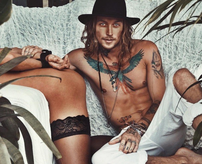 Mitch Gobel e Sally Mustang (Crédito: Reprodução)