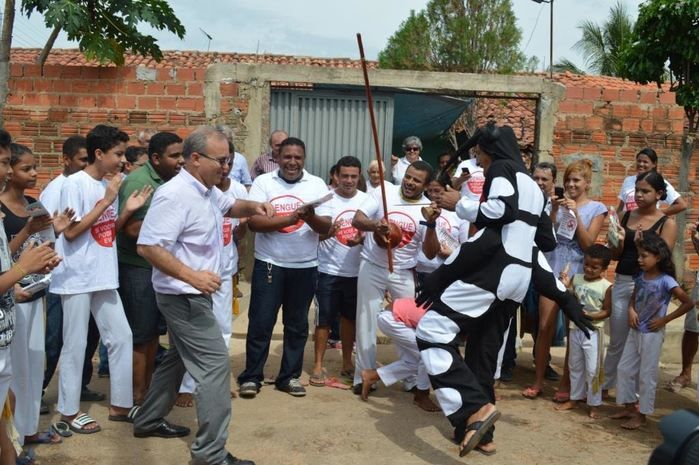 Prfeito durante o Faxina nos Barros em Teresina