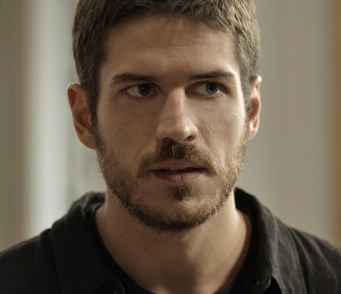 Dante (Marco Pigossi)