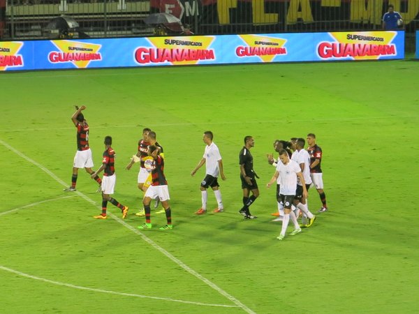 Flamengo e Resende (Crédito: Reprodução)