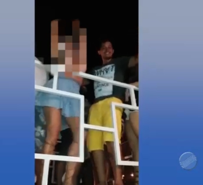 Acusado foi visto em cima de trio com loira (Crédito: Reprodução)