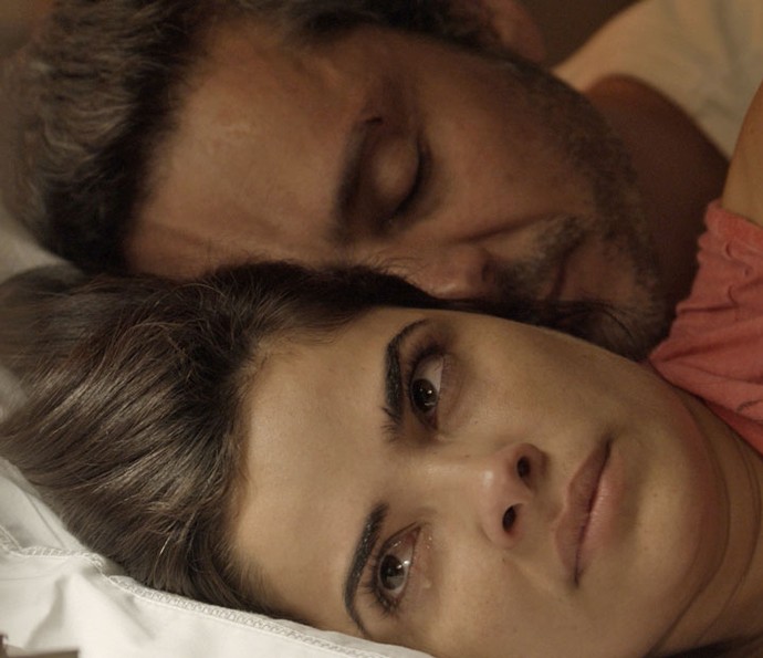 Tóia fica com nojo do marido (Crédito: Reprodução)