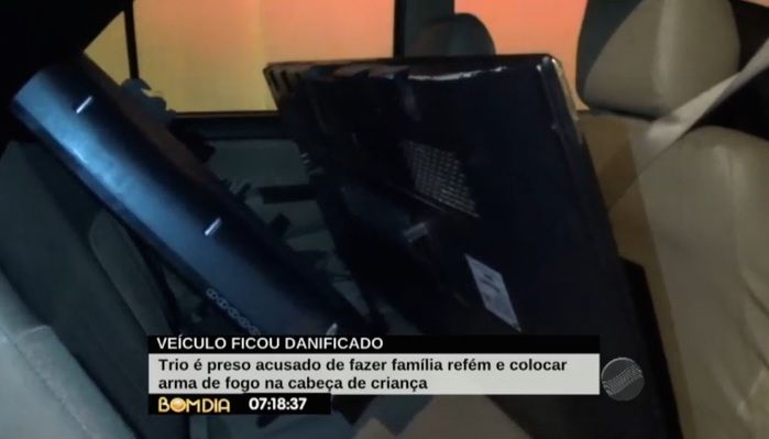 Televisores foram encontrados com bandidos (Crédito: Reprodução)