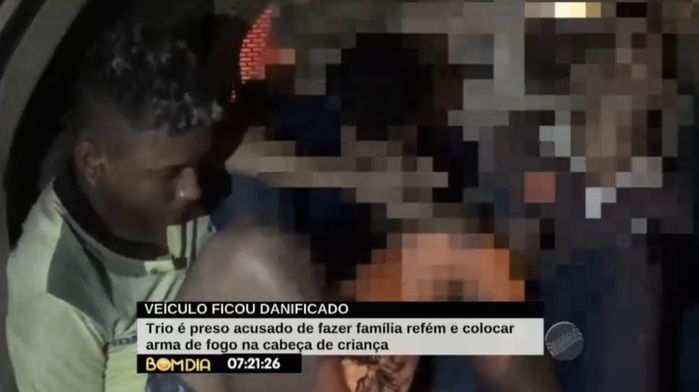 Trio preso após perseguição (Crédito: Reprodução)