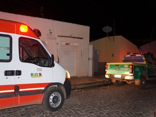 Homem é assassinado a tiros dentro da própria casa (Crédito: Reprodução/Jr Lopes)