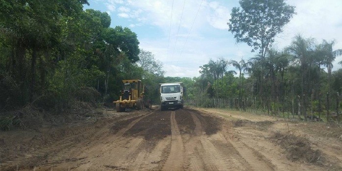 Prefeito Zé Henrique Constrói mais estrada na Zona Rural