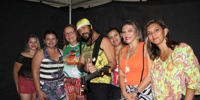 4 mil pessoas participaram da primeira noite de carnaval em Miguel