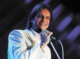 Vendas iniciadas para o show do rei Roberto Carlos em Teresina