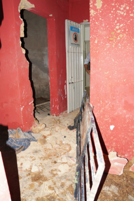 Delegacia foi quebrada pelo detento (Crédito: Portalsanjoanense)