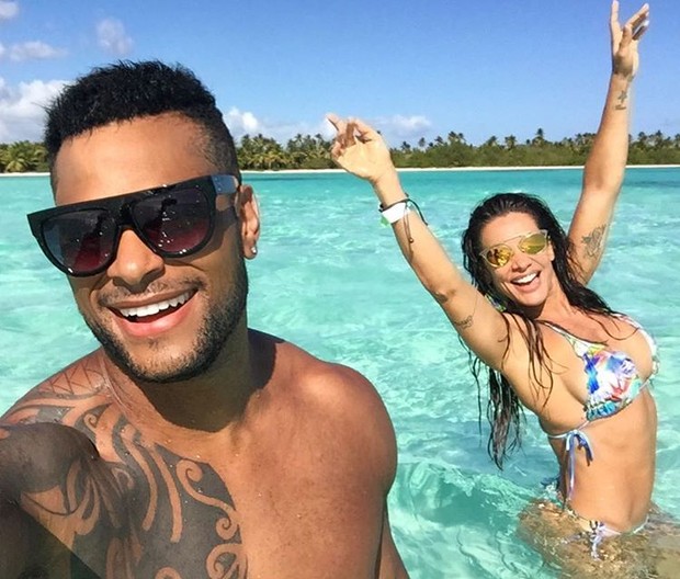 Scheila Carvalho exibe corpo sarado durante férias com o marido (Crédito: Reprodução / Instagram)