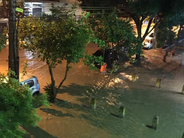 Temporal causa alagamentos e deixa dois mortos do Rio (Crédito: Reprodução)