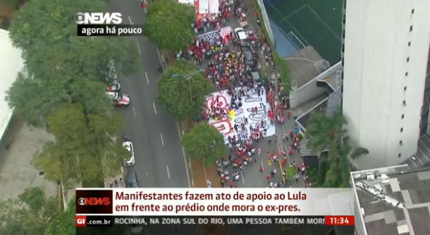 Protesto a favor de Lula em São Paulo
