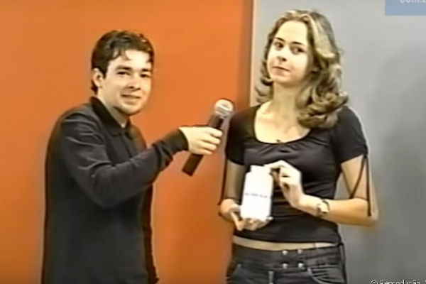 Ex-BBB Ana Paula aparece em vídeo divertido da época de faculdade