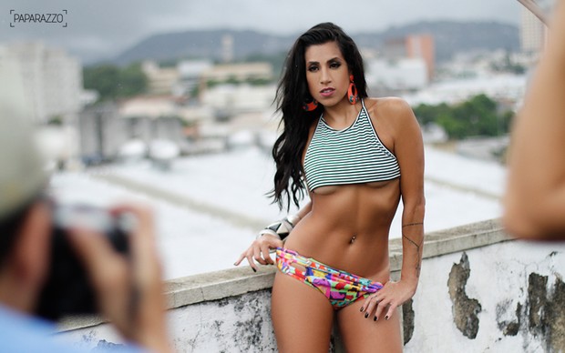 Ex-BBB Juliana posa para o Paparazzo (Crédito: Anderson Barros / Paparazzo)