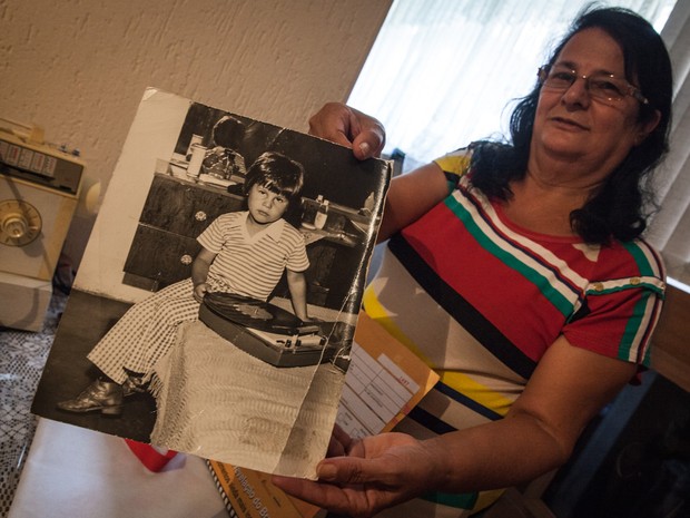 Célia Alves, de 62 anos, mãe de Dinho