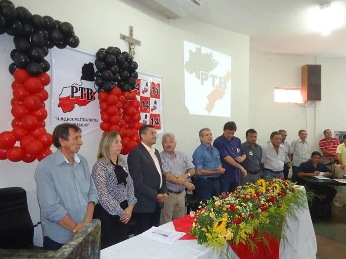 Lideranças do PTB durante encontro em Picos